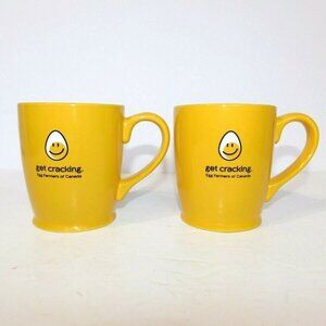 GET CRACKING Yellow Coffee Tea Mug Set of 2 Egg Farmers of Canada